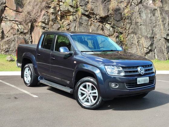 VOLKSWAGEN AMAROK 2.0 HIGHLINE 4X4 CD 16V TURBO INTERCOOLER DIESEL 4P AUTOMÁTICO